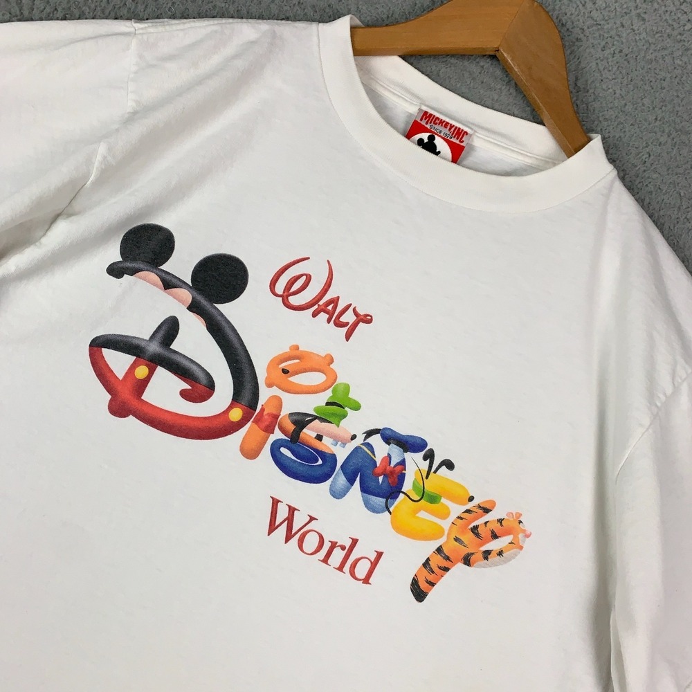 Vintage Walt Disney World T-Shirt Large White Spell Out Logo Double Stitched 90s